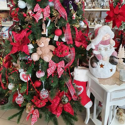 https://www.ardcarne.ie/products/71/christmas/property/theme[made_with_love]
