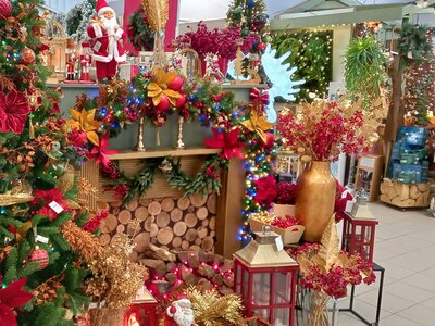So This Is Christmas