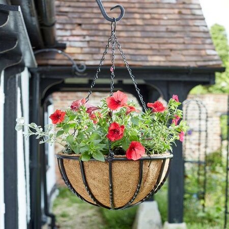 Forge Hanging Basket -Image courtesy of Smart Garden Products