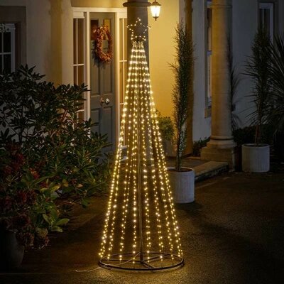 7ft Twinkle Tree -Image courtesy of Smart Garden Products