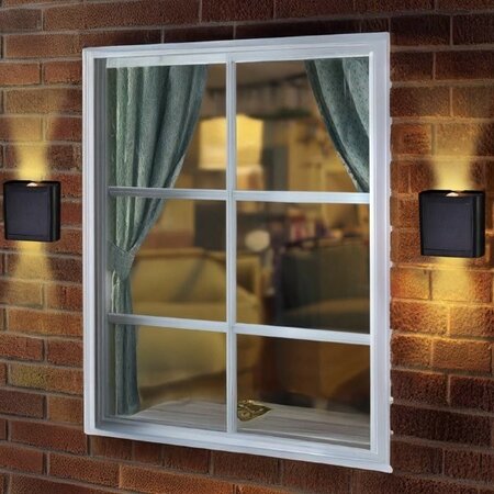 2-Way Wall  Fence & Post Light -Image courtesy of Smart Garden Products