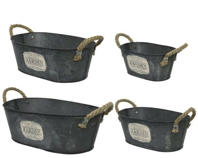 Au Petite Jardin Planter -Image courtesy of Kaemingk