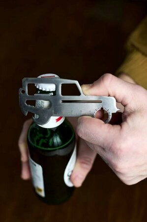 Car Credit Card Tool -Image courtesy of DesignWorks Ink.