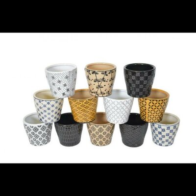 Charlotte Planter -Image courtesy of Lemonfield Pottery