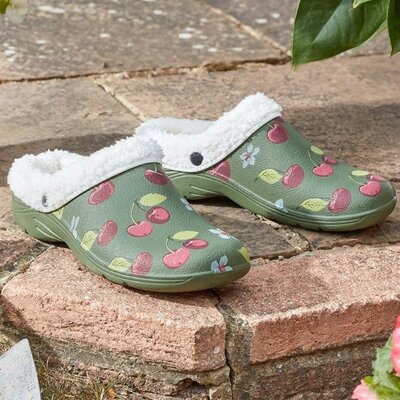 Comfi Fleece Clogs – Cherry Design (Size 4)
