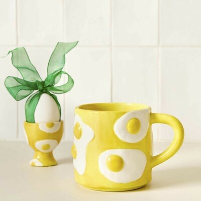 Egg cup -Image courtesy of Kaemingk