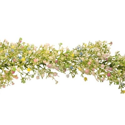 Gypsophila Garland -Image courtesy of Sage Décor