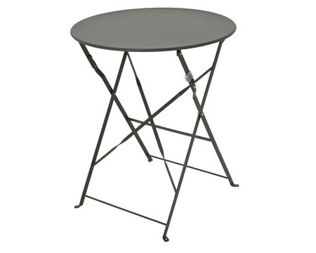 Helsingborg steel furniture set -Image courtesy of Kaemingk