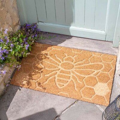 Honey Bee - Embossed Decoir Mat -Image courtesy of Smart Garden Rpoducts