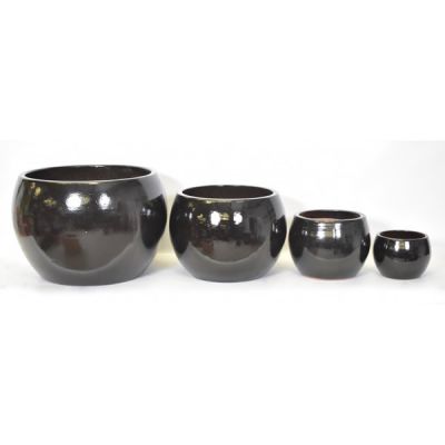 Jessie Planter  - Image courtesy of Lemonfield Pottery