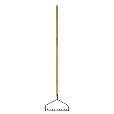 Kent & Stowe  Long Handled Soil Rake - Image courtesy of Westland