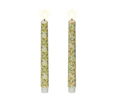 LED wick dinner candle with flowers -Image courtesy of Kaemingk