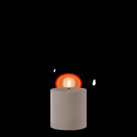 Outdoor LED pillar candle -Image courtesy of Piffany