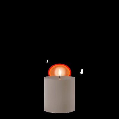 Outdoor LED pillar candle -Image courtesy of Piffany