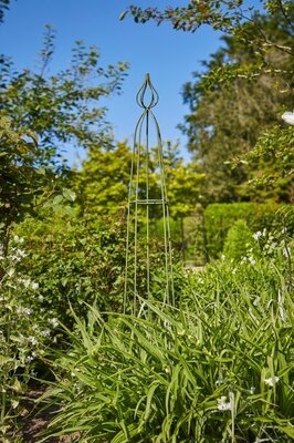 Sage Priory Obelisk  -Image courtesy of Tom Chambers