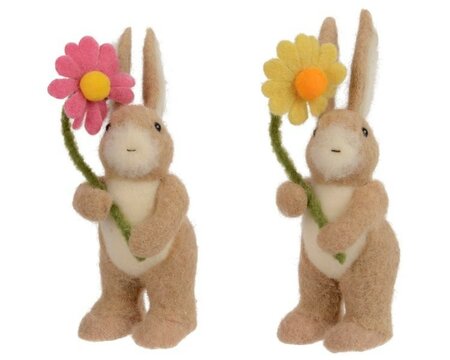 Rabbit holding flower -Image courtesy of Kaemingk