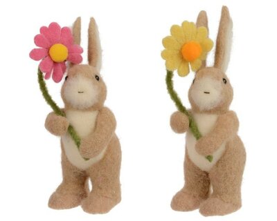 Rabbit holding flower -Image courtesy of Kaemingk