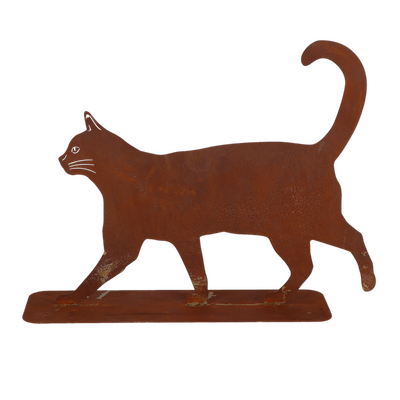 Rust cat walking -Image courtesy of Esschert Design
