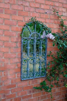 Scroll Window Mirror -