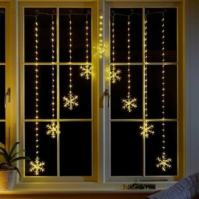 Snowflake Curtain Lights -Image courtesy of Smart Garden Products