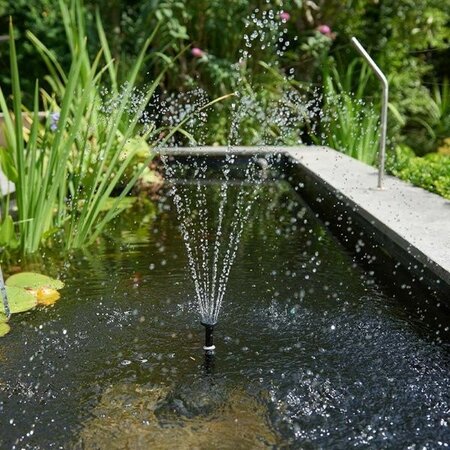 Solar powered pump Sunjet 300 -Image courtesy of Smart Garden Products