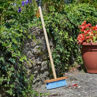 Sweeping Brush