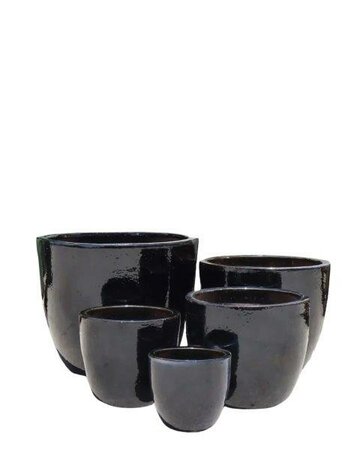 Zina Planter -Image courtesy of Lemonfield Pottery